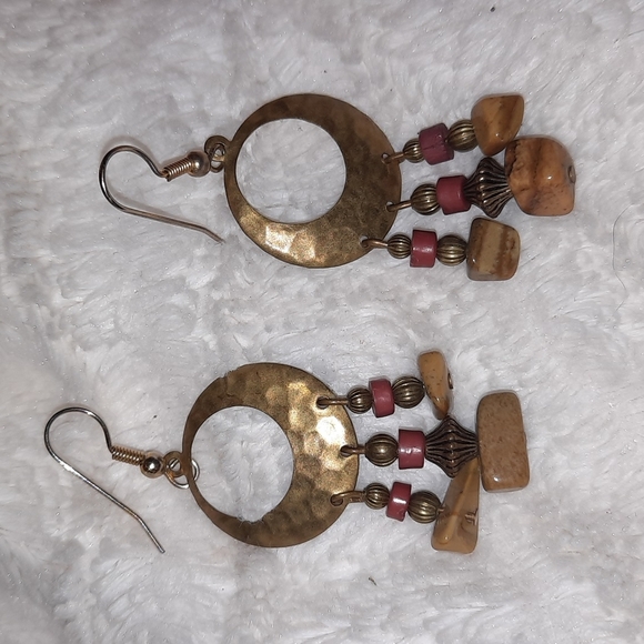 Small gold dangle Stone earrings red-brown & gold - Picture 2 of 4